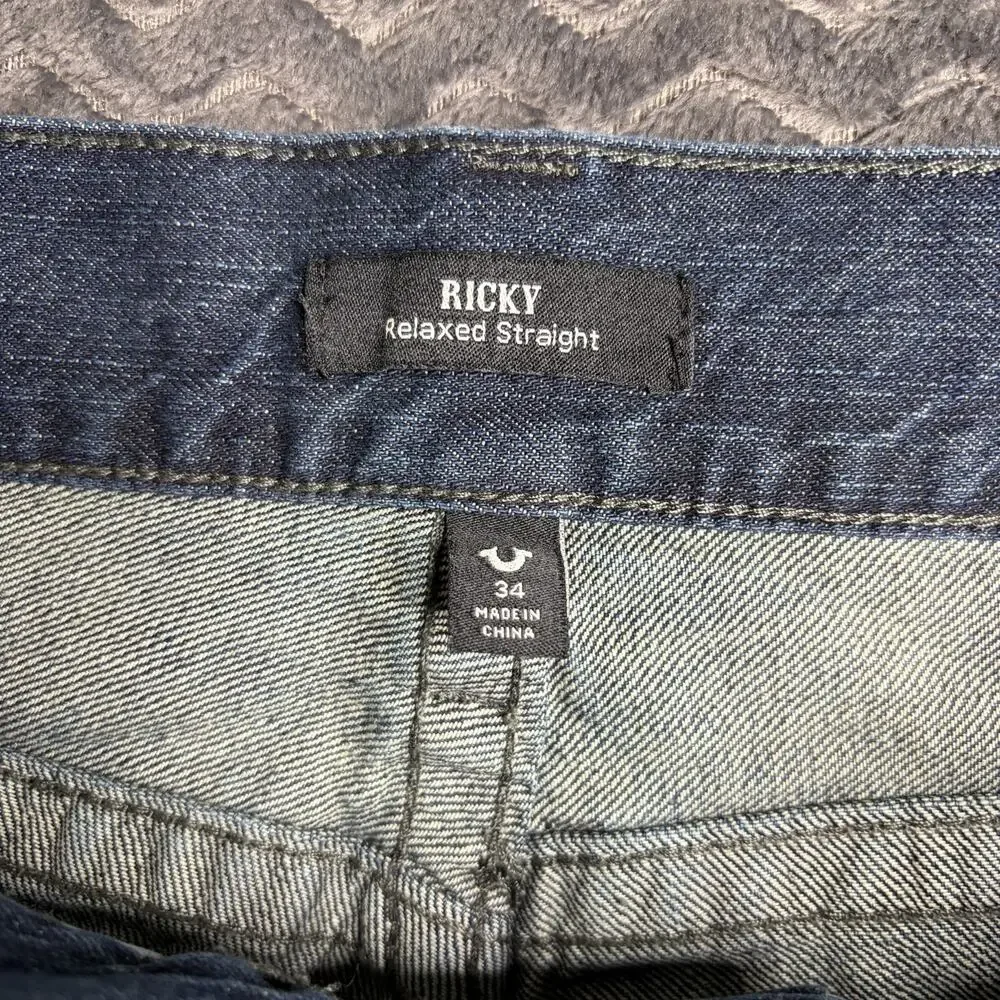 True Religion Men's Ricky Relaxed Straight Flap distressed Size 34x34 NWT